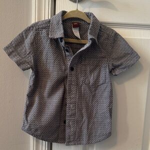Tea Collection Charcoal Short-Sleeve Button-Down Shirt with Tiny Diamond Print